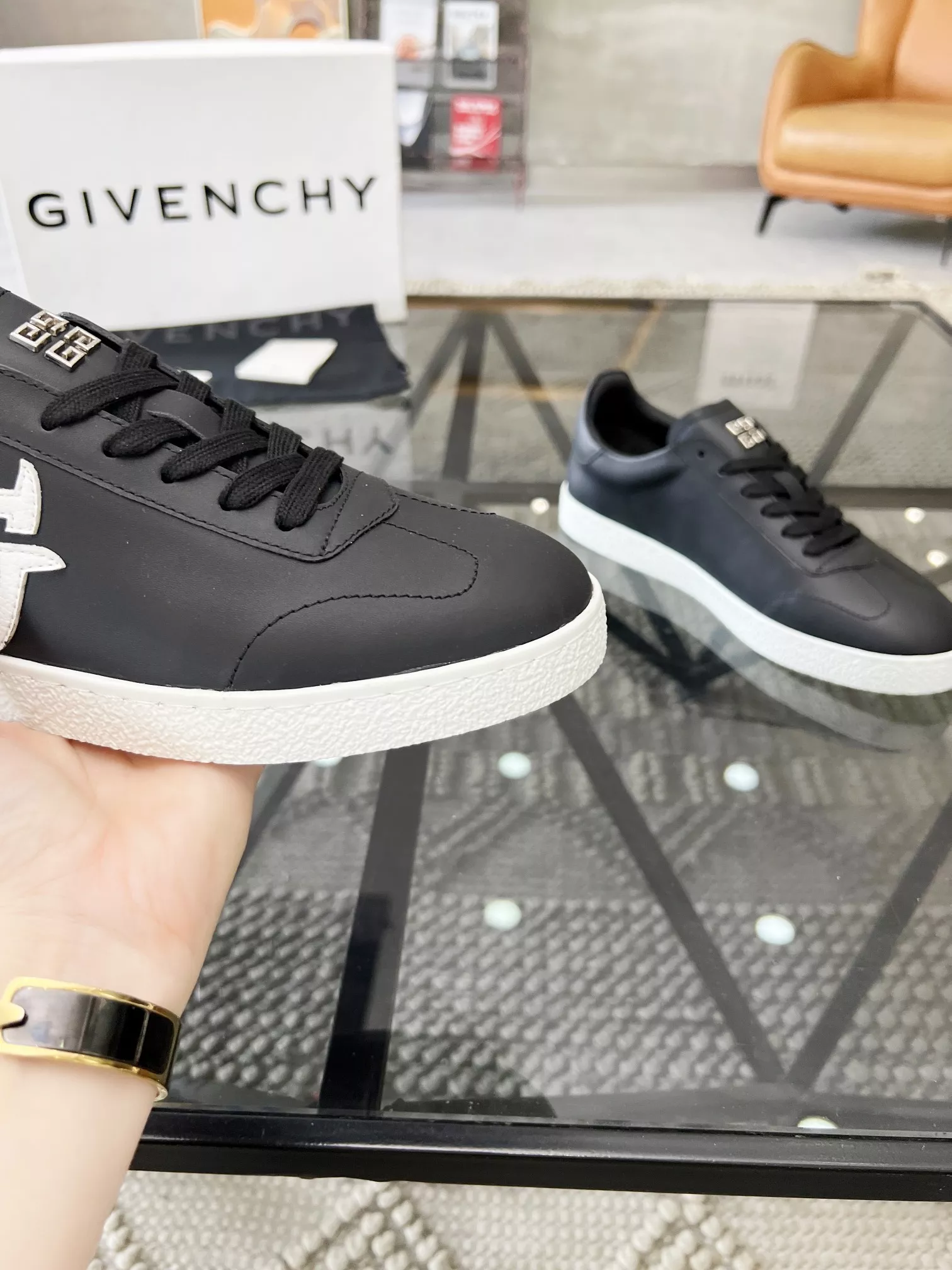 givenchy decontractees chaussures pour homme s_12b4aa34